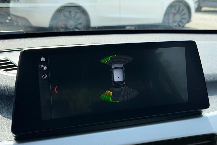 Sort BMW X1 fra 2021