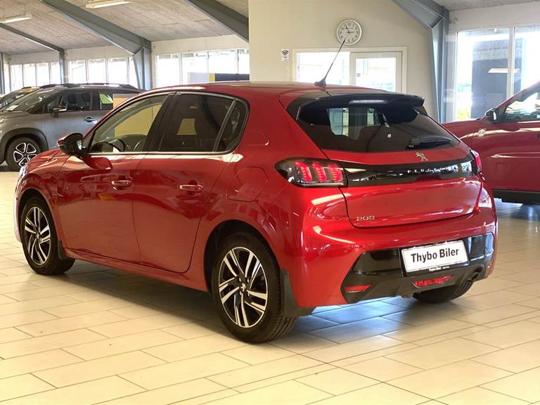 Peugeot 208 1,2 PureTech Platin Sport 100HK 5d 6g