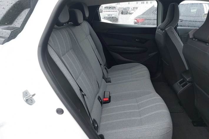 Hvid Renault Megane E-Tech fra 2023
