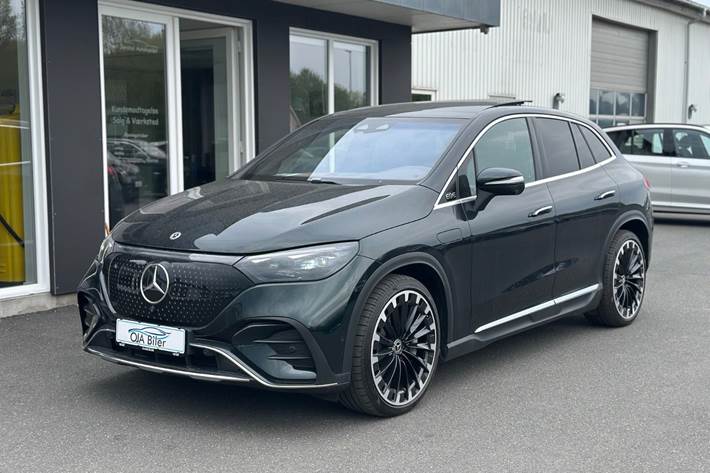 Grøn Mercedes EQE350 SUV fra 2025