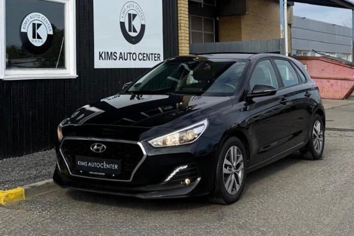 undefined Hyundai i30 fra 2020 set udefra