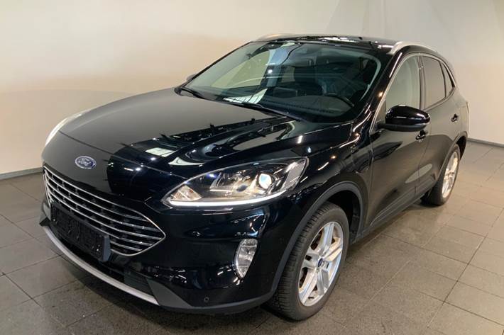 Sort Ford Kuga fra 2021 set udefra