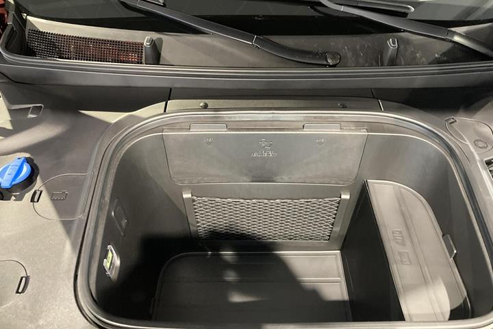 Rød Kia EV9 fra 2026
