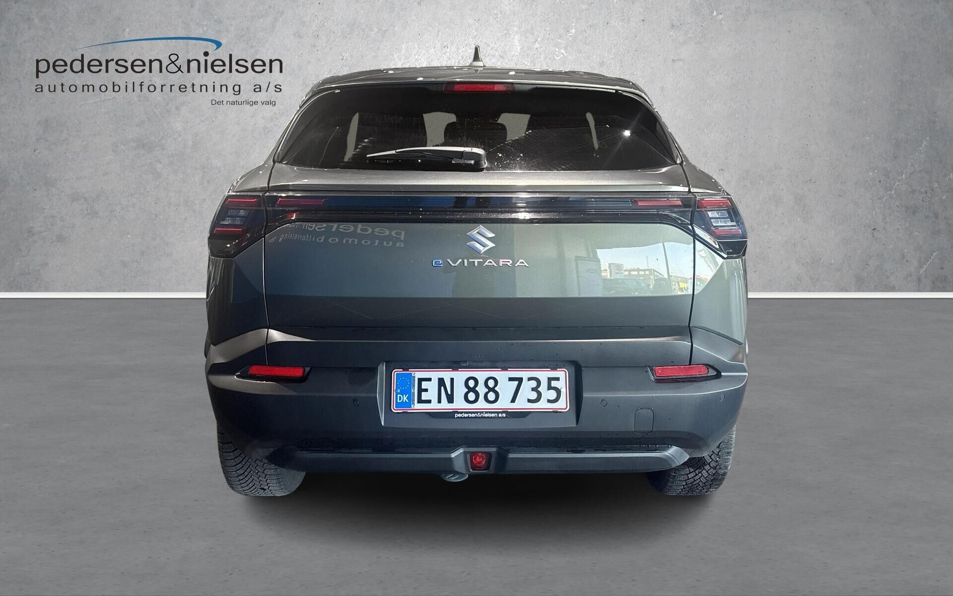 Grøn Suzuki eVitara fra 2025