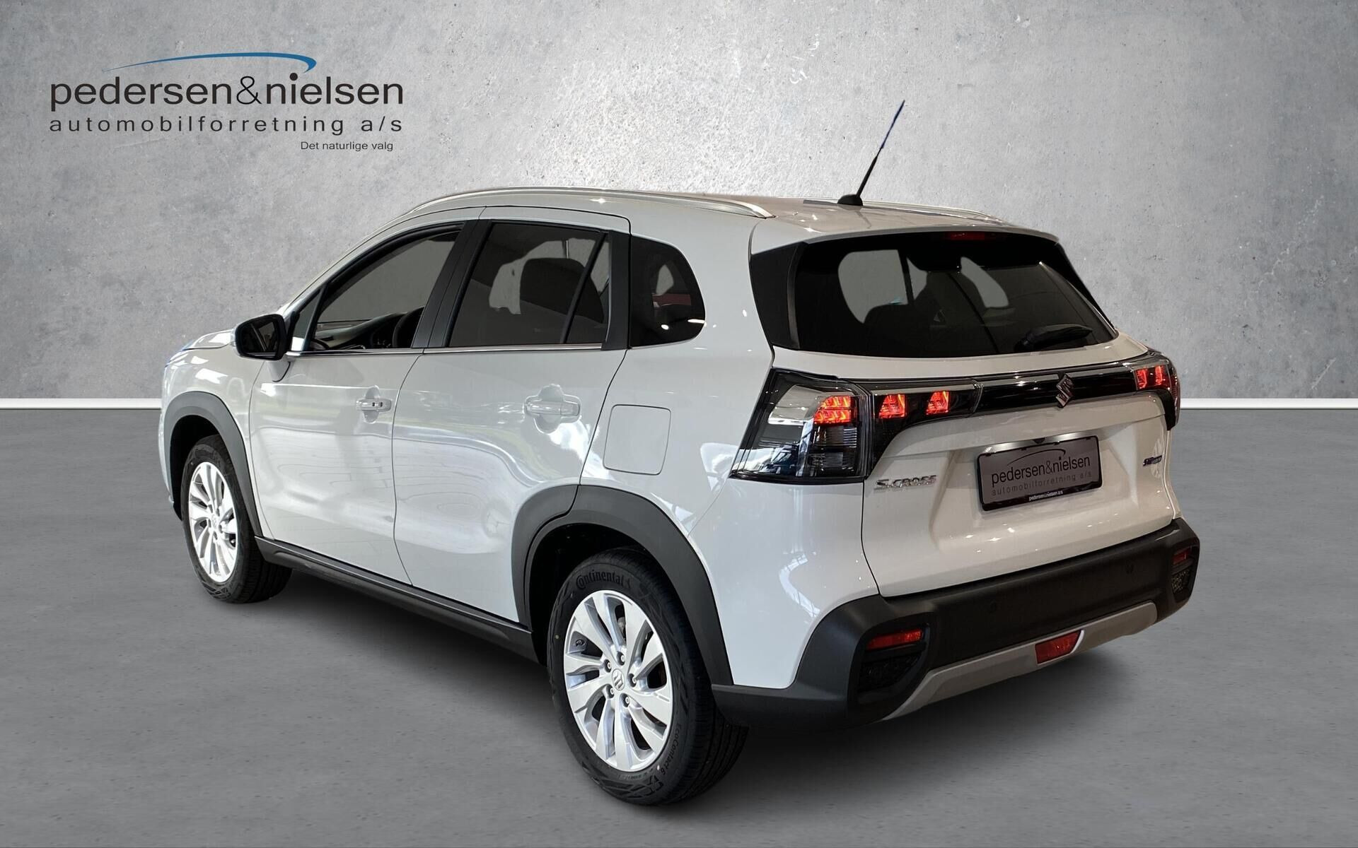Hvid Suzuki SX4 S-Cross fra 2026