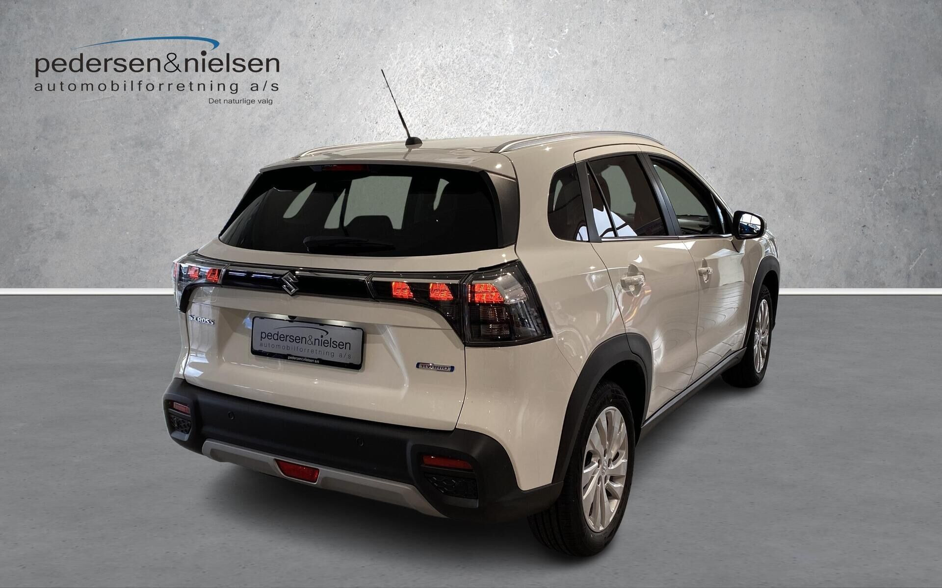 Hvid Suzuki SX4 S-Cross fra 2026