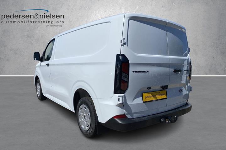 Hvid Ford Transit Custom fra 2025