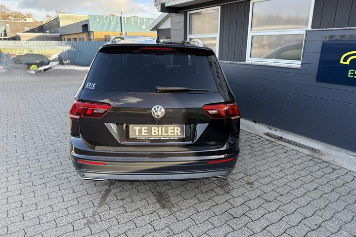 Sort VW Tiguan Allspace fra 2017