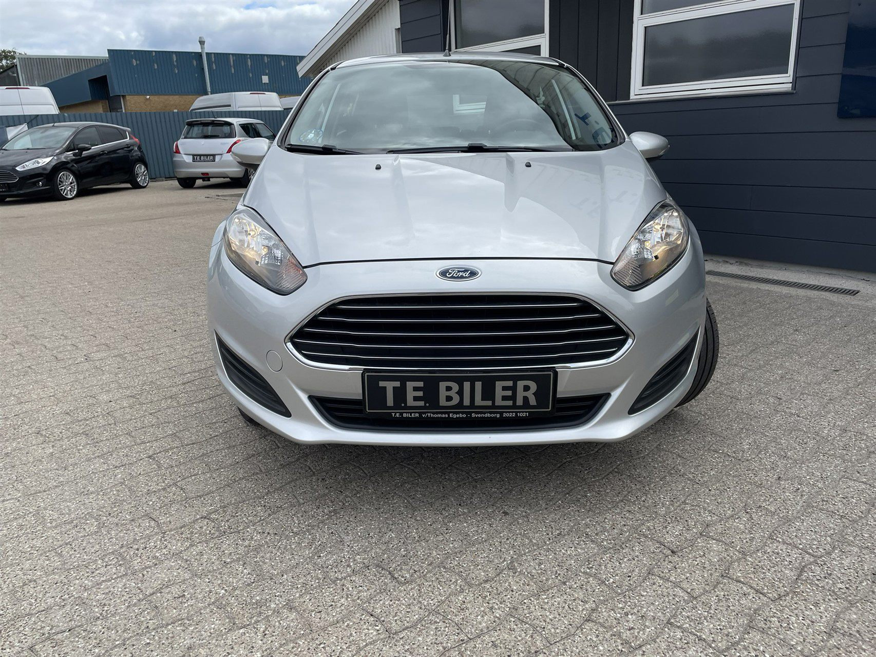 Sølv Ford Fiesta fra 2015
