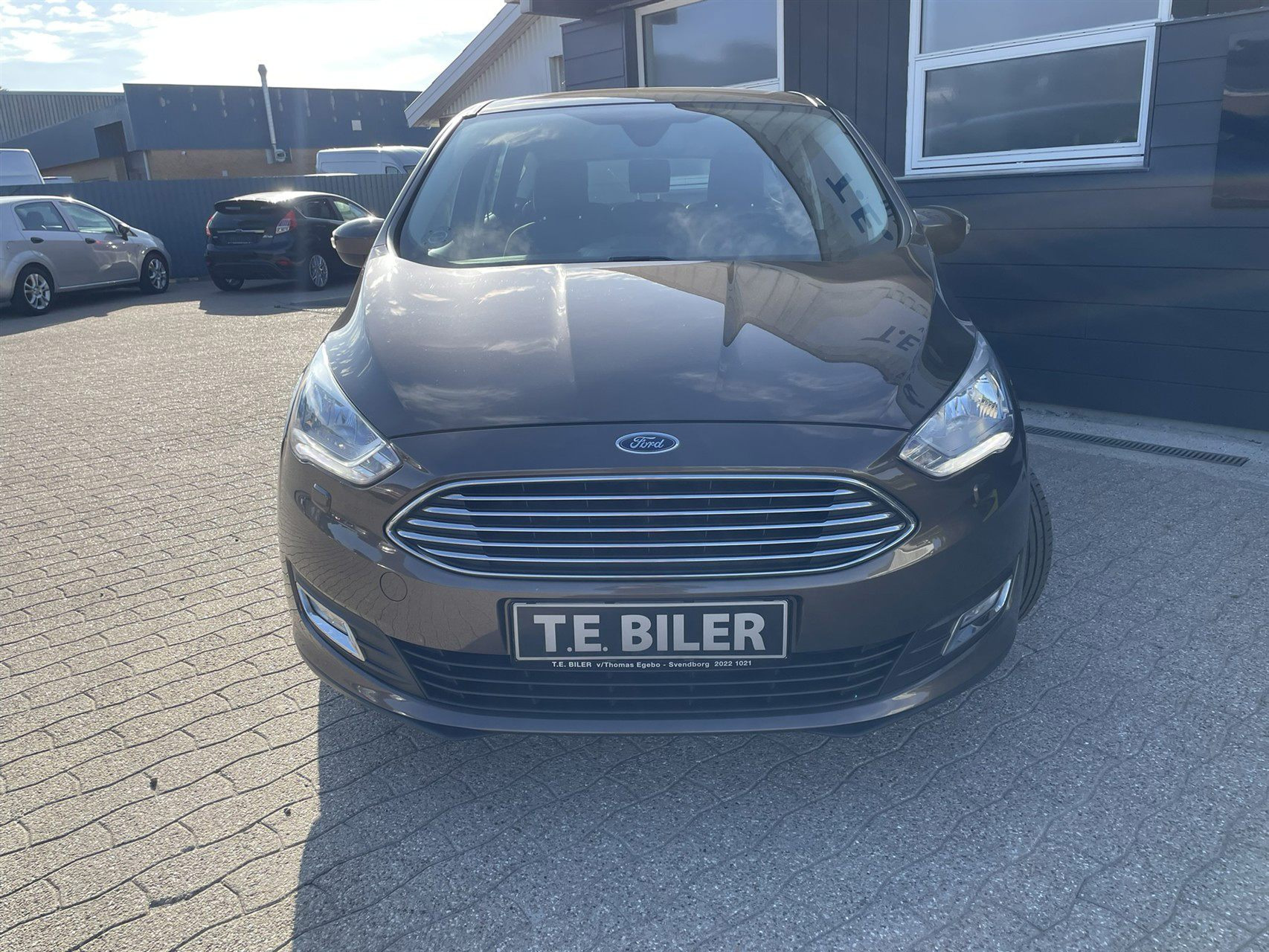 Brun Ford C-MAX fra 2017