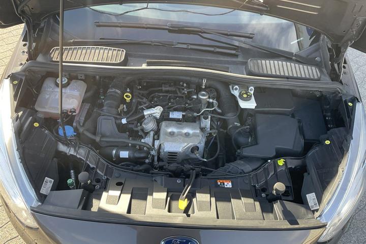 Brun Ford C-MAX fra 2017