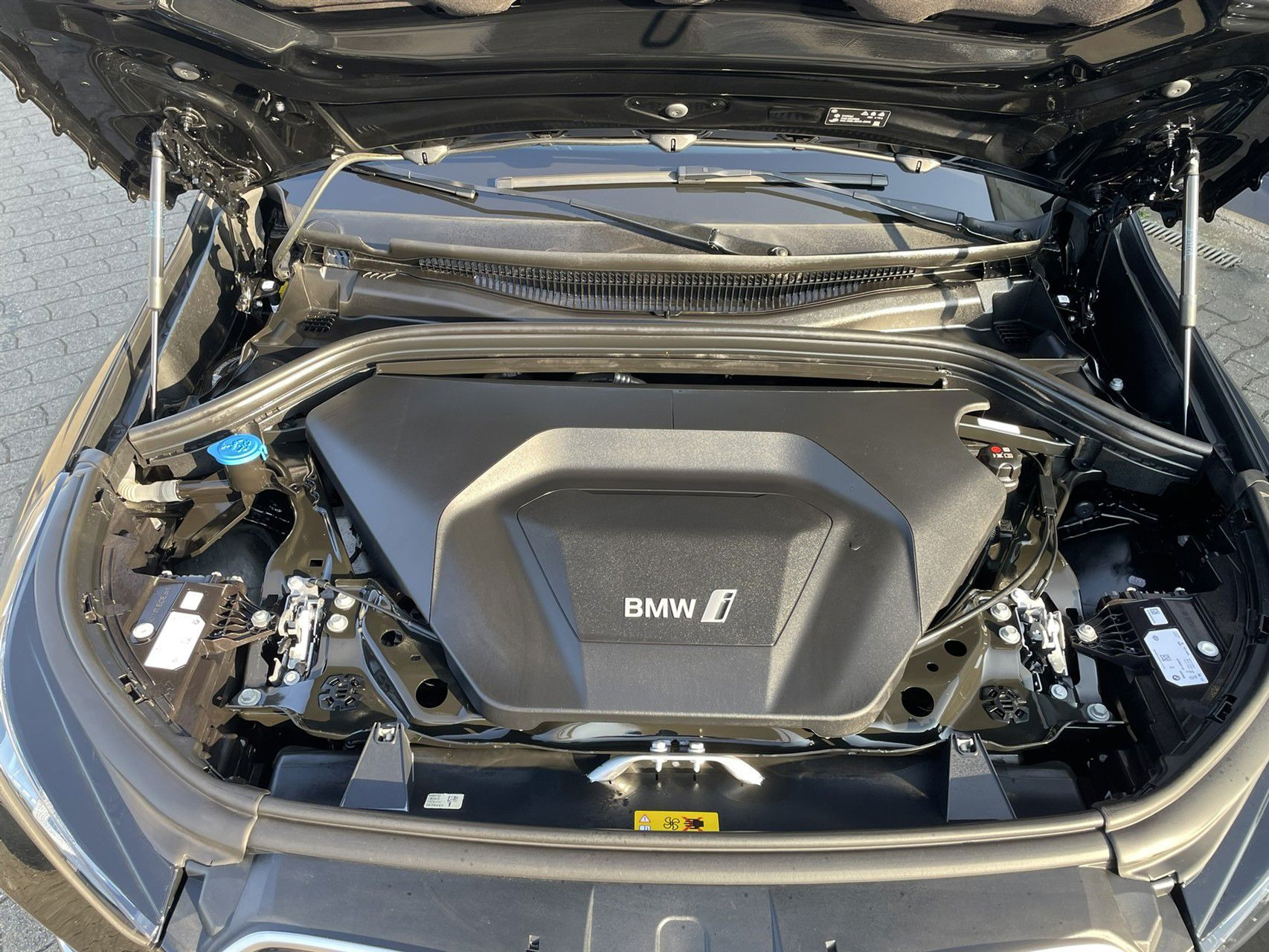 Sort BMW iX1 fra 2023