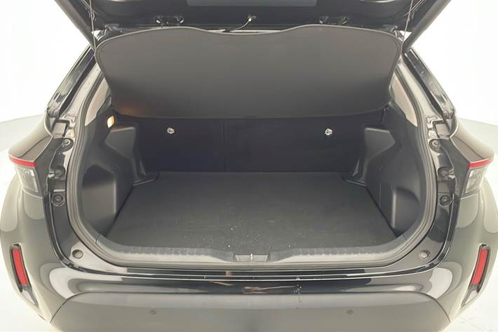 Sort Toyota Yaris Cross fra 2022