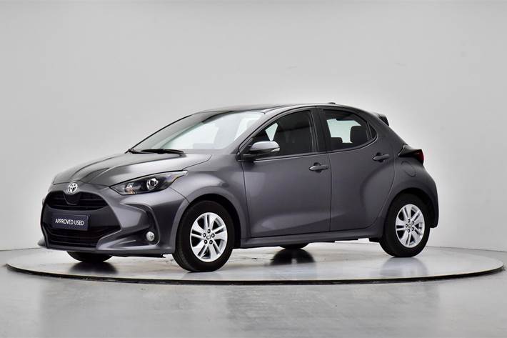 Sort Toyota Yaris fra 2022