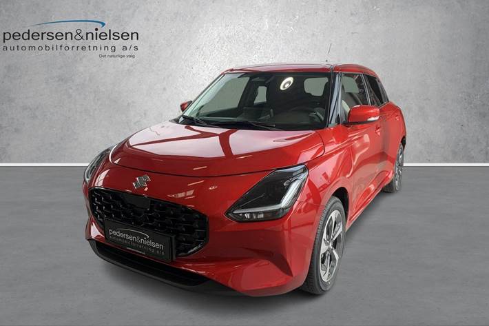 Rød Suzuki Swift fra 2025 set udefra