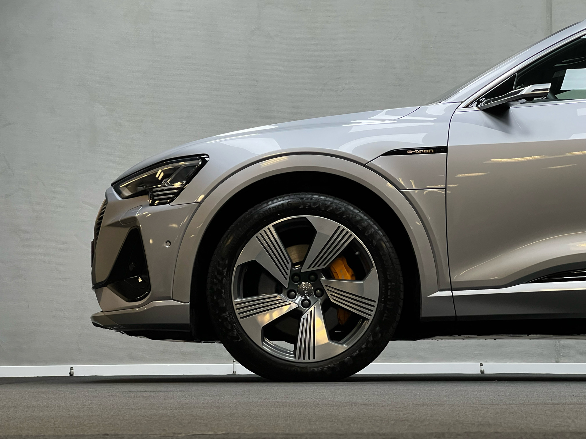 undefined Audi e-tron fra 2021