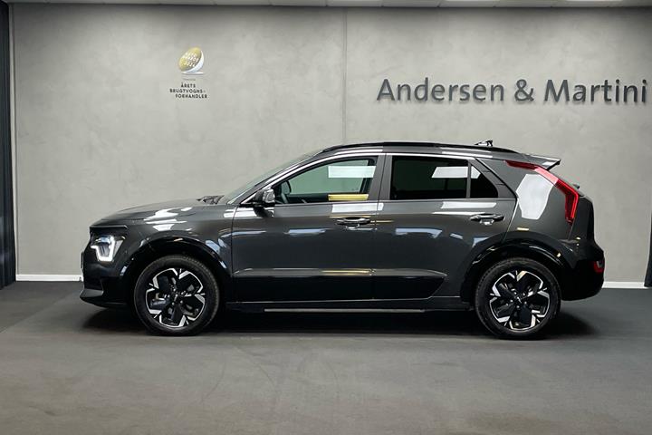 Grå Kia Niro EV fra 2023