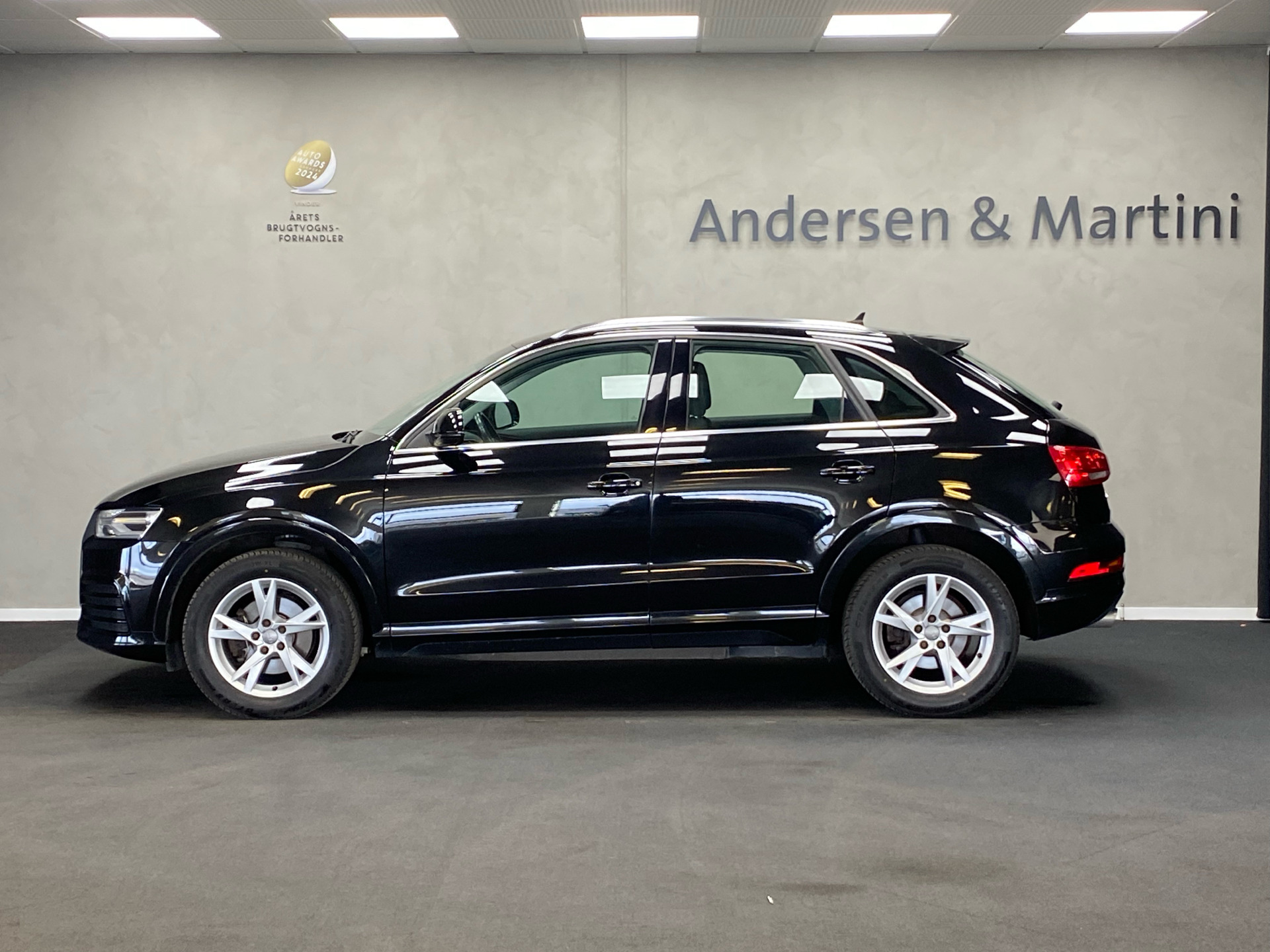 Sort Audi Q3 fra 2018