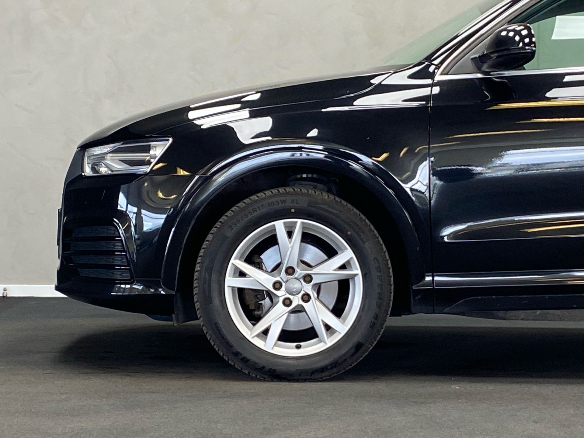 Sort Audi Q3 fra 2018