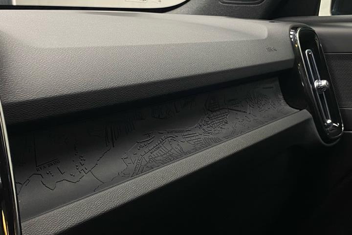 Blå Volvo C40 fra 2022