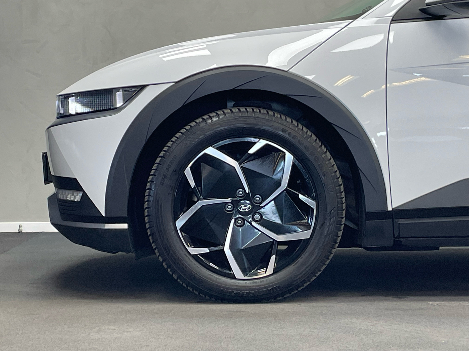 Hvid Hyundai Ioniq 5 fra 2021