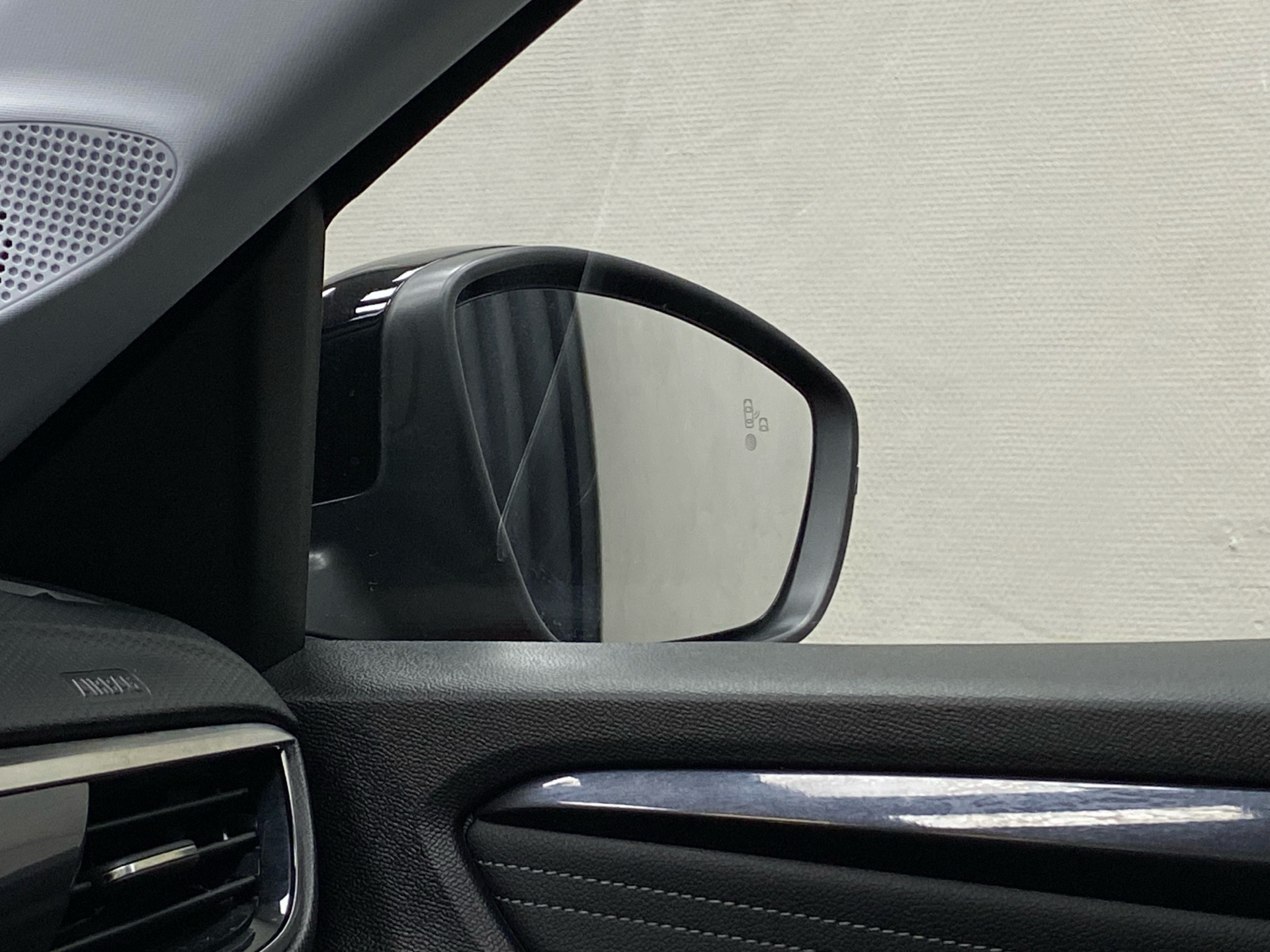 Rød Opel Corsa-e fra 2021