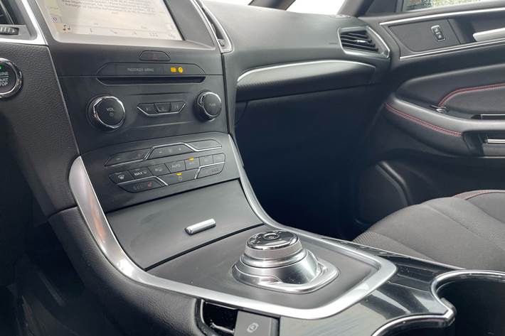Bronze Ford S-MAX fra 2019