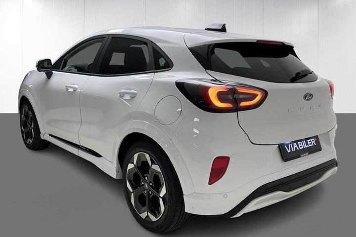 Hvid Ford Puma Gen-E fra 2025