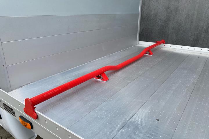 Hvid Renault Master fra 2023