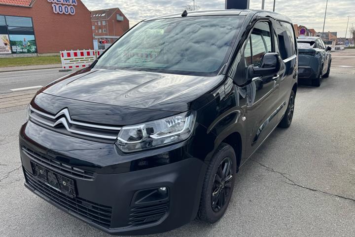 Sort Citroën Berlingo fra 2022