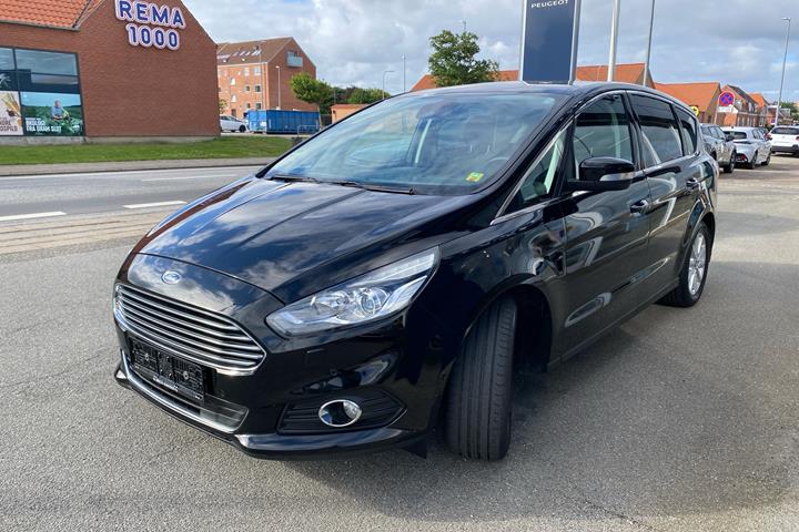 Sort Ford S-MAX fra 2016