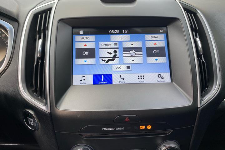 Sort Ford S-MAX fra 2016