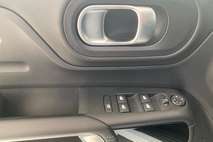 Hvid Citroën C5 Aircross fra 2023