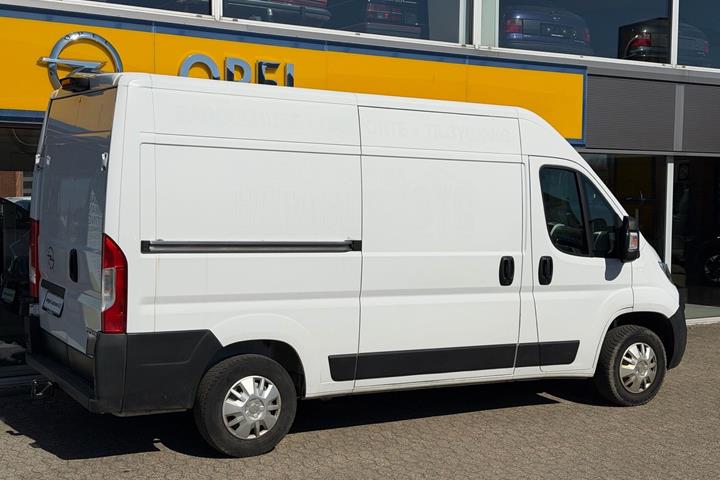 undefined Opel Movano fra 2022