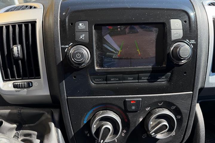 undefined Opel Movano fra 2022