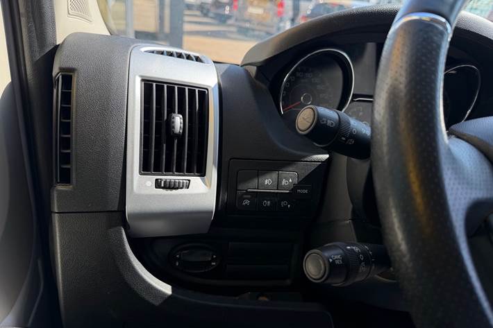 undefined Opel Movano fra 2022
