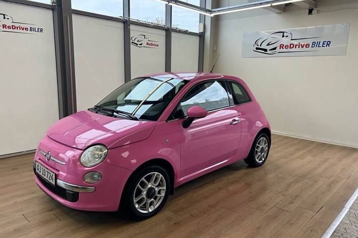 Pink Fiat 500 fra 2010