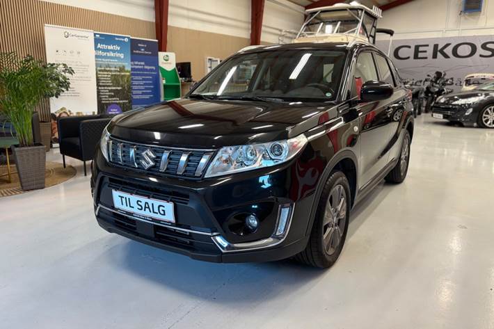 Sort Suzuki Vitara fra 2018
