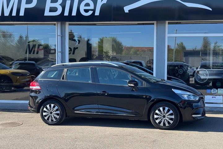 Sort Renault Clio IV fra 2018