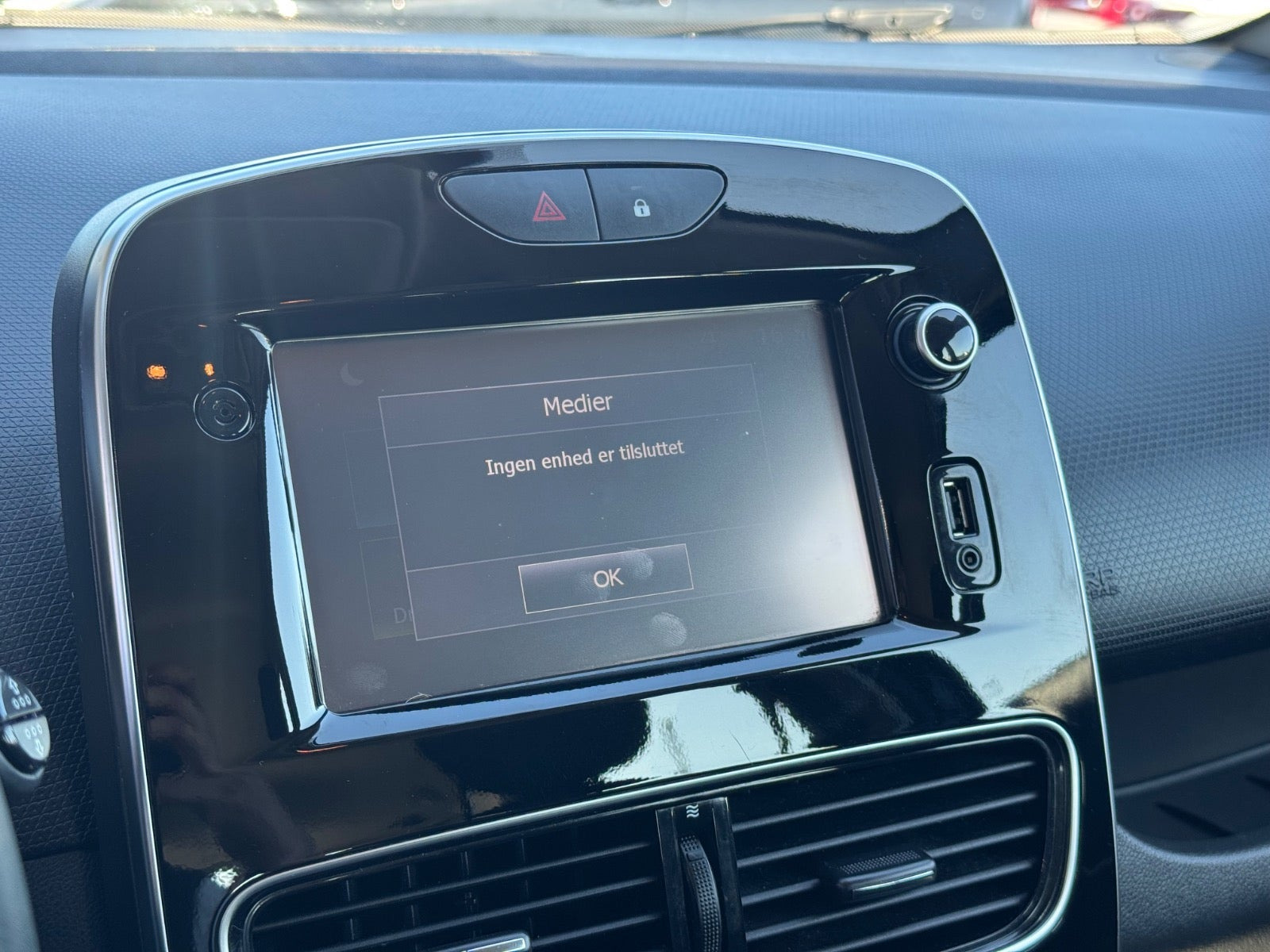 Sort Renault Clio IV fra 2018
