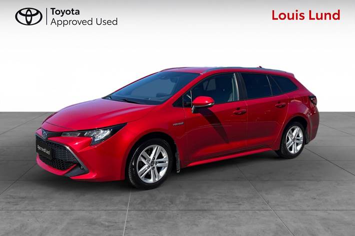 Rød Toyota Corolla fra 2021