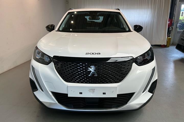 Hvid Peugeot 2008 fra 2022
