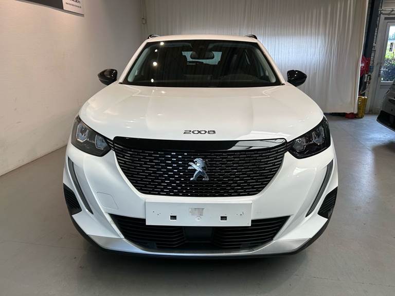 Peugeot 2008 1,2 PureTech Selection Sport EAT8 130HK 5d 8g Aut.
