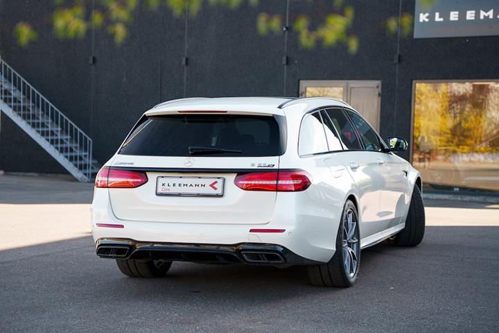 Hvid Mercedes E63 fra 2018