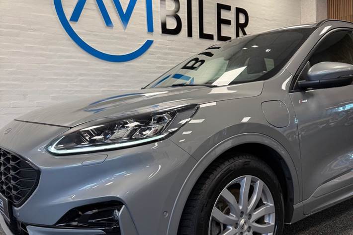 Sølv Ford Kuga fra 2021