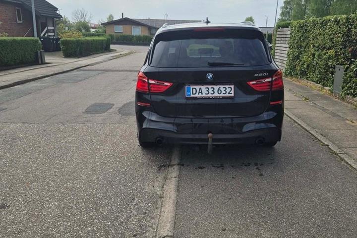 Sort BMW 220i fra 2016