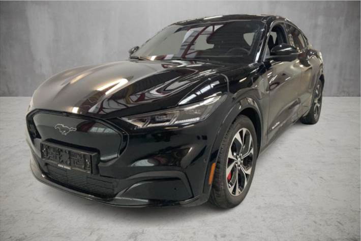 Sort Ford Mustang Mach-E fra 2023