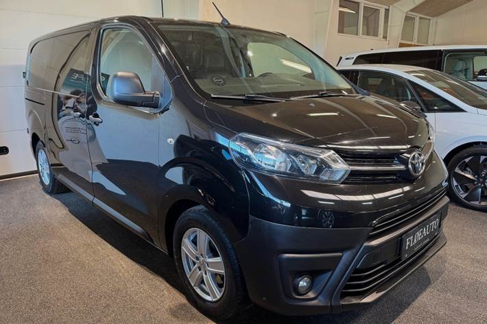 Sort Toyota ProAce fra 2017