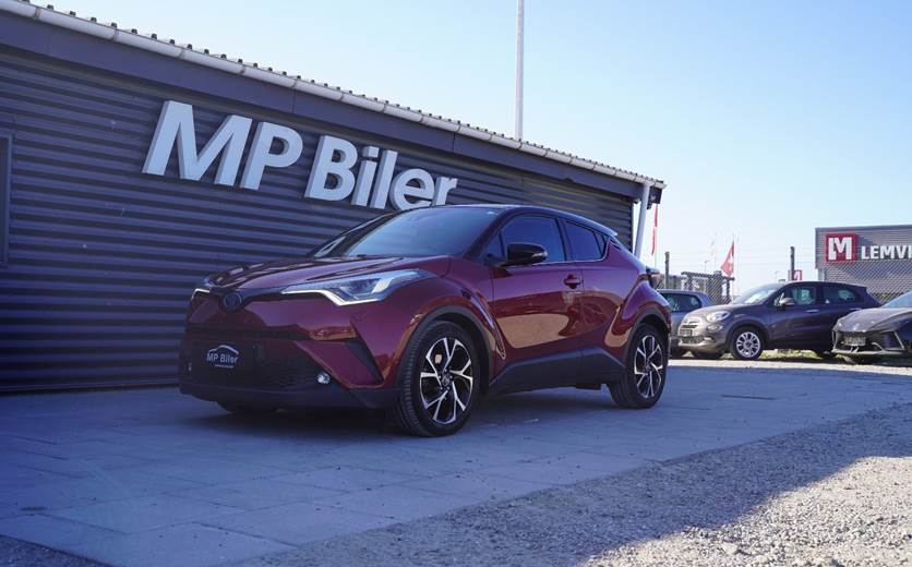 Toyota C-HR 1,8 Hybrid Premium Selected CVT