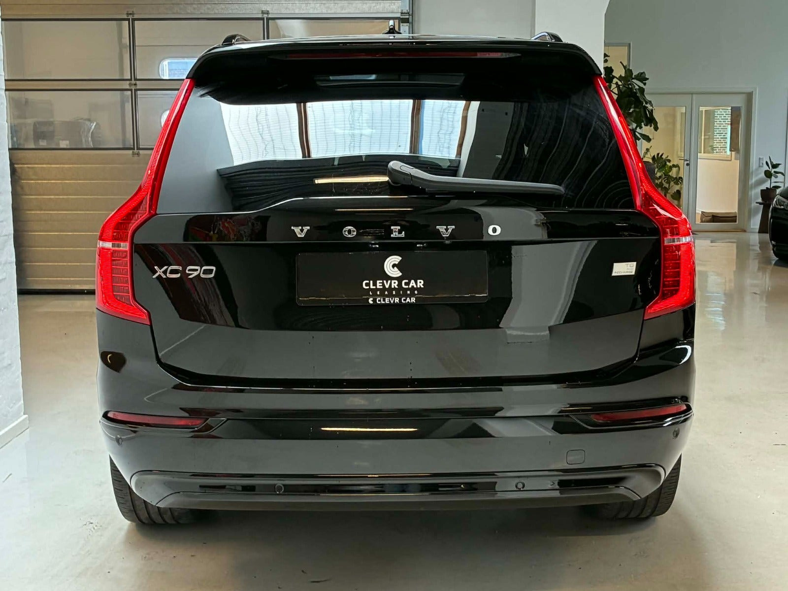 Sort Volvo XC90 fra 2022